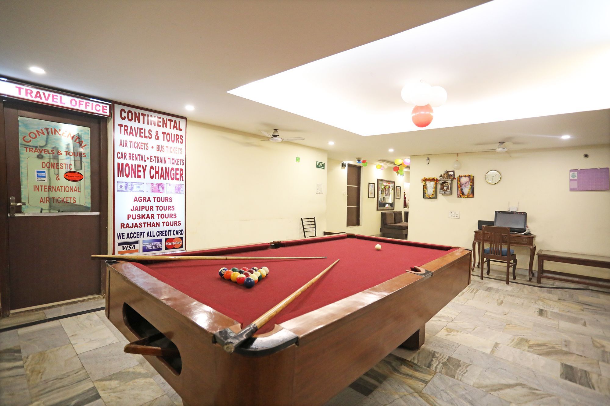 Capital O 10750 Hotel Vivek New Delhi Eksteriør bilde